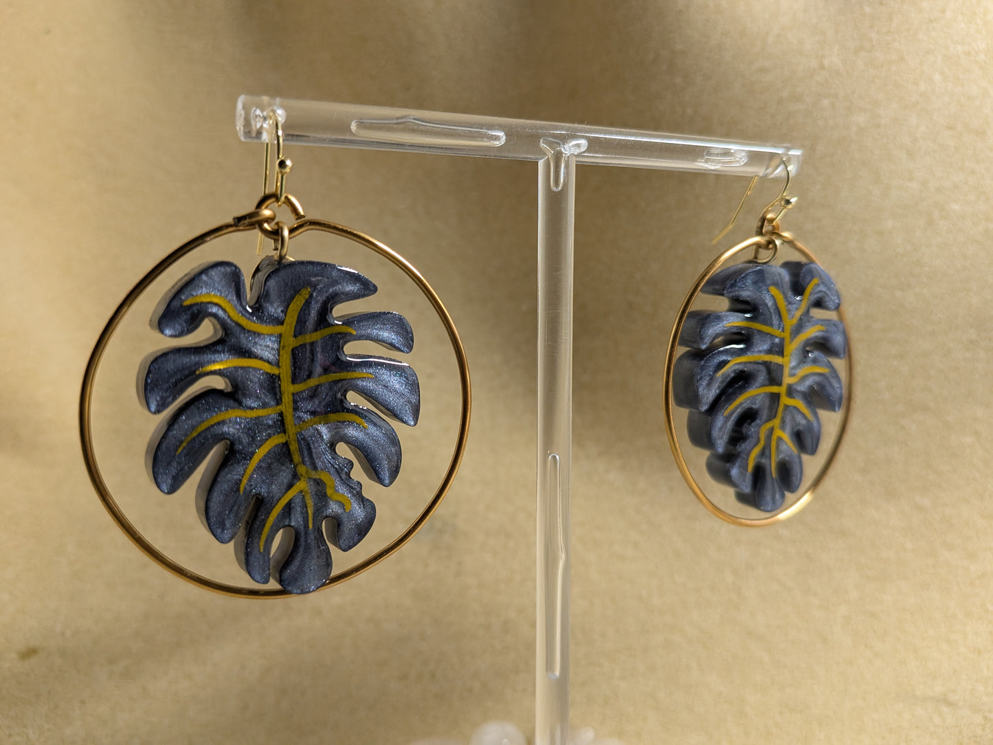 Resin Monstera Hoops