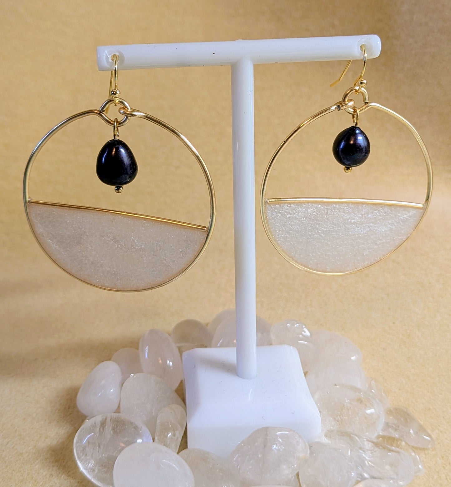 Half Resin Hoop with Black Pearl